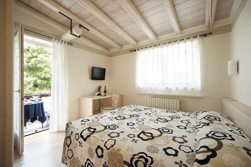 Bed and Breakfast Osteria Delle 3V Gignese Exterior foto